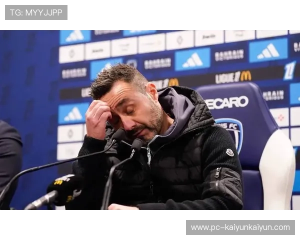 德泽尔比谈马赛：这是一支奇怪的球队，上4前锋却能让对手0射门